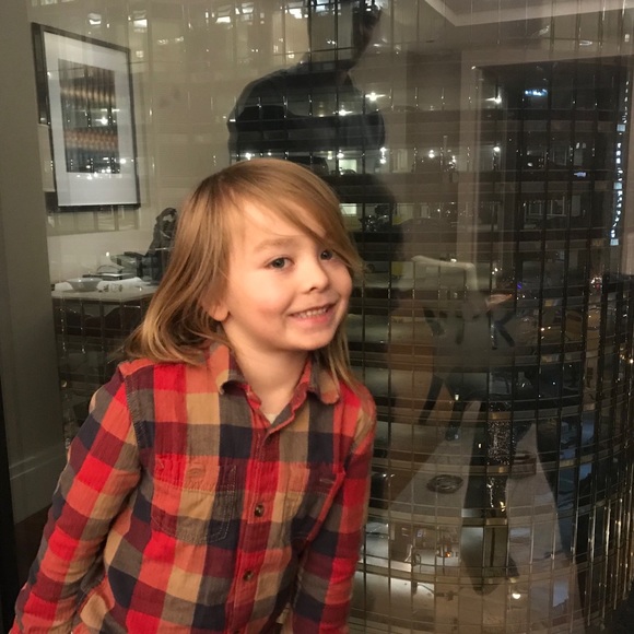 Tucker Tate medium weight plaid button down 🍁 - Picture 2 of 6